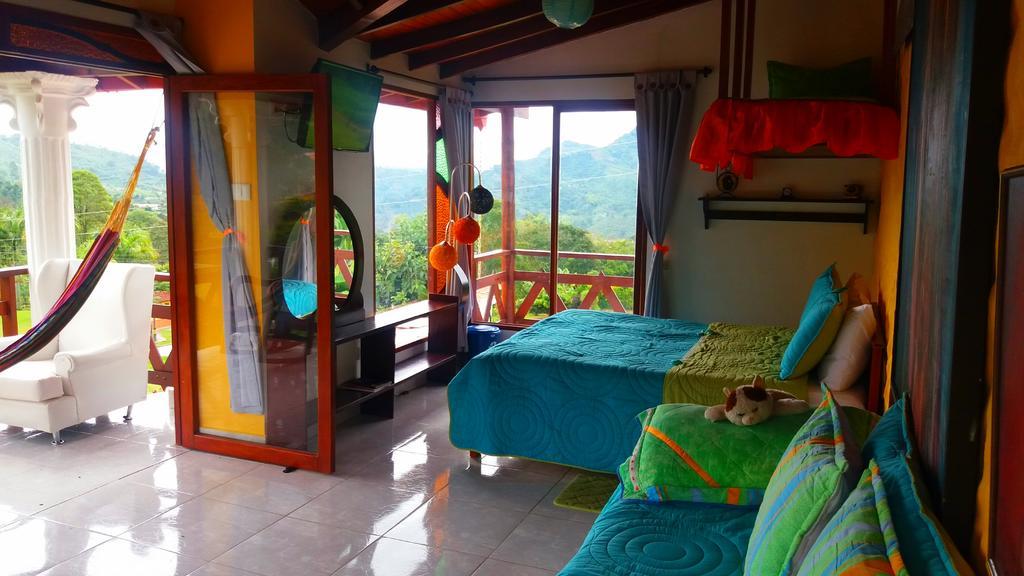 Bed and Breakfast Coliving La Boira Jardín Exterior foto