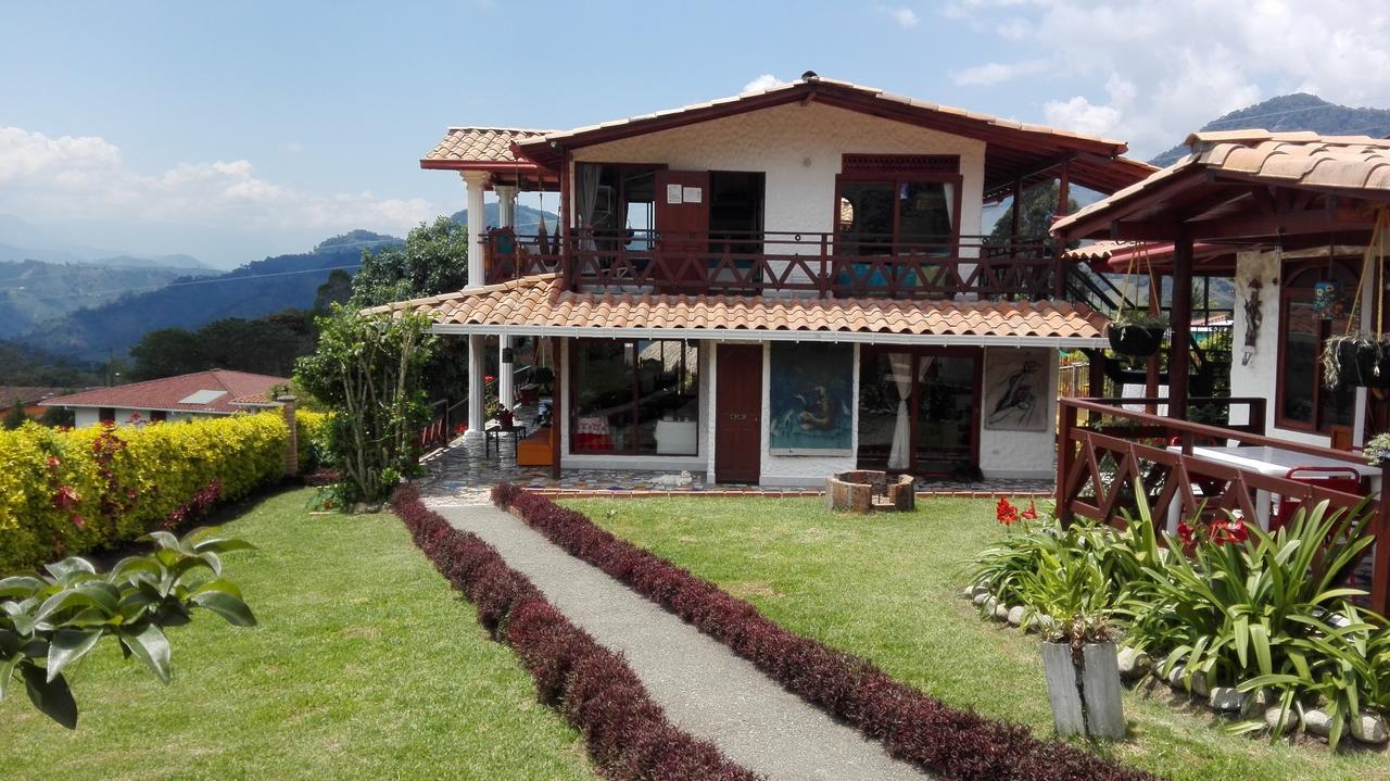 Bed and Breakfast Coliving La Boira Jardín Exterior foto