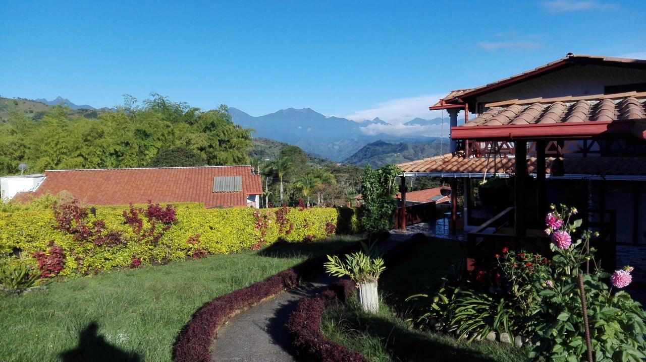 Bed and Breakfast Coliving La Boira Jardín Exterior foto